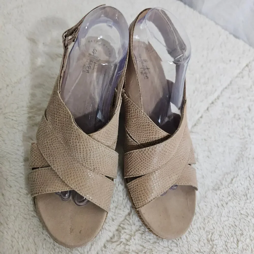 Collection by Clarks Lafley Krissy 10M leather Espadrills Wedge Beige‎ Sandles.